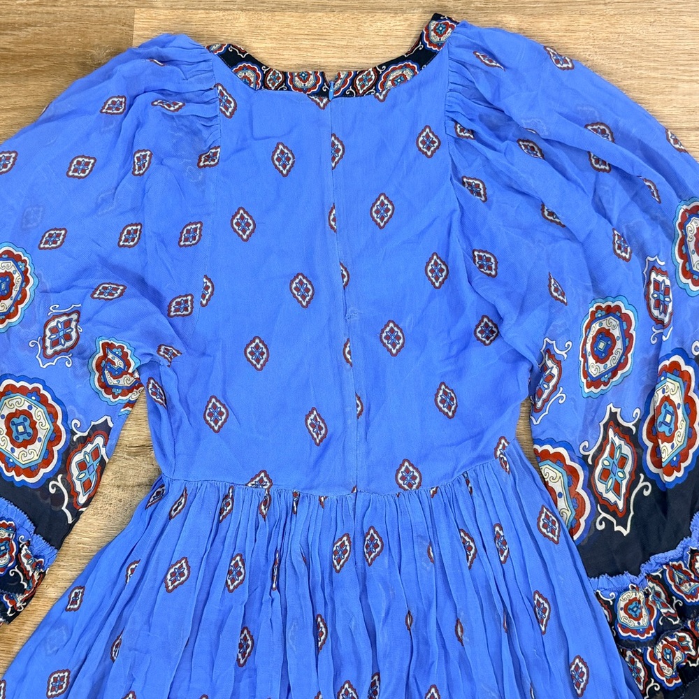 FARM Rio Anika Tiles Long Sleeve Blue Maxi Dress - Picture 10 of 16